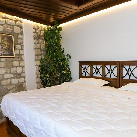 Villa Oda Tomori Berat Esterno foto
