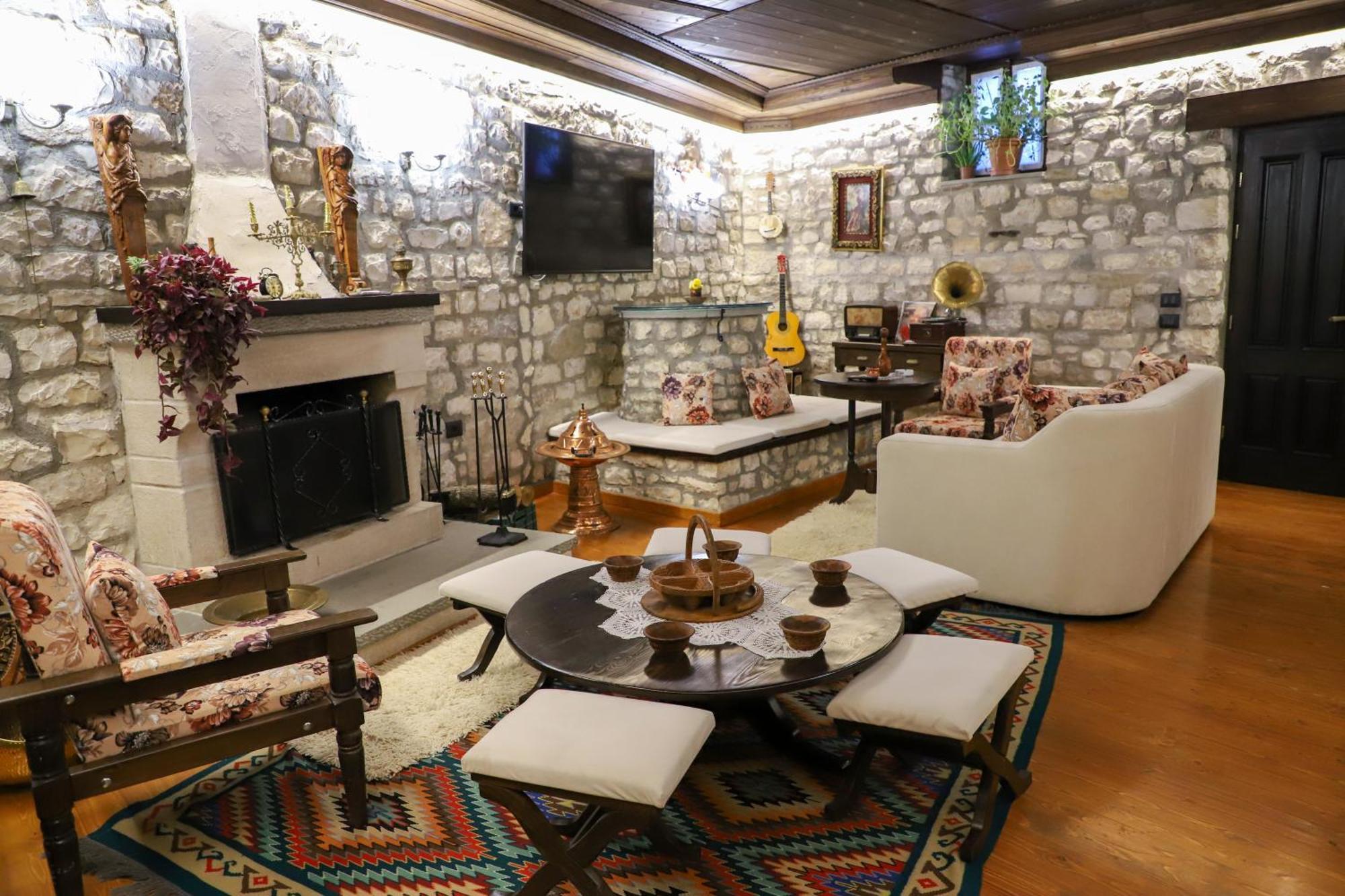 Villa Oda Tomori Berat Esterno foto