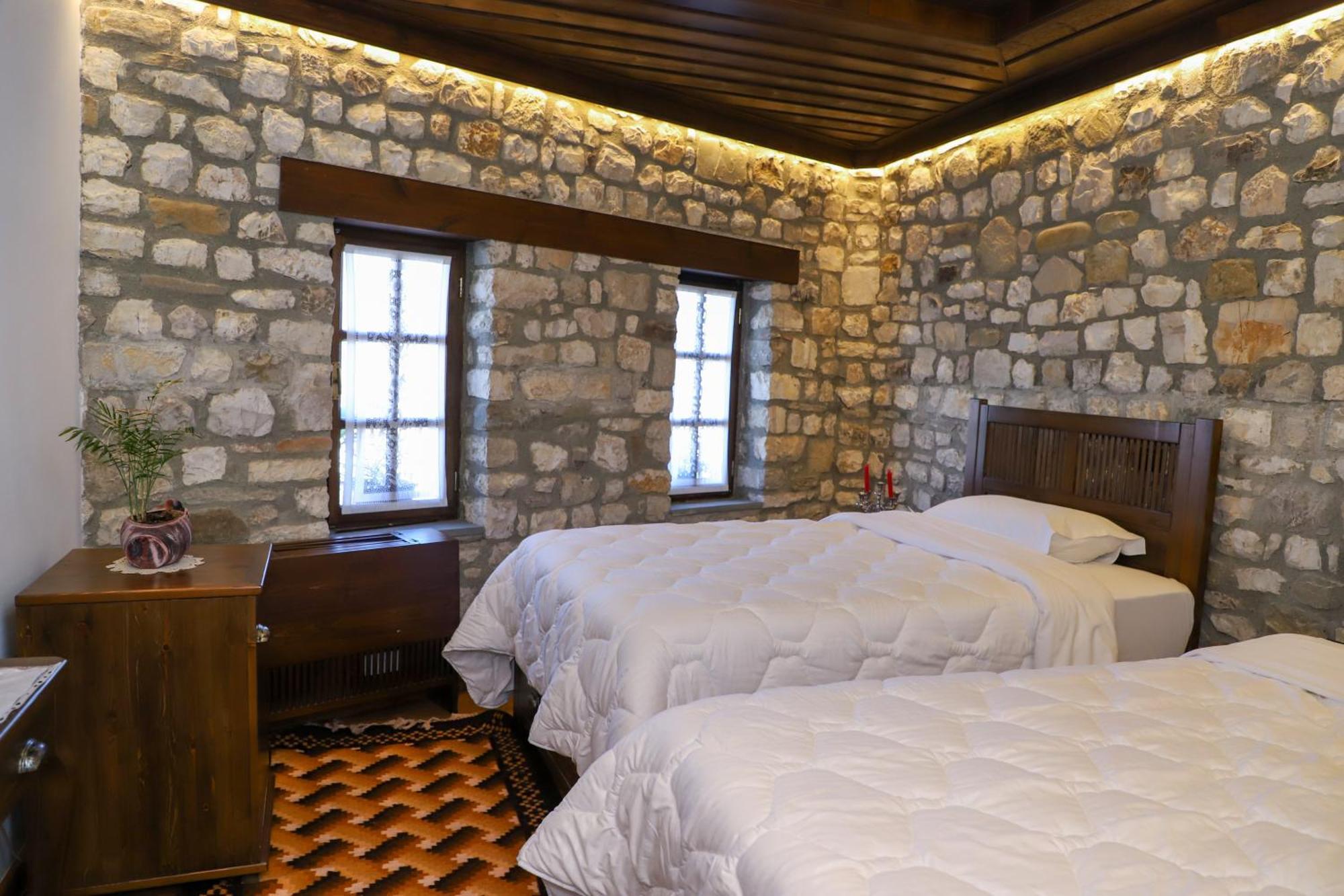Villa Oda Tomori Berat Esterno foto