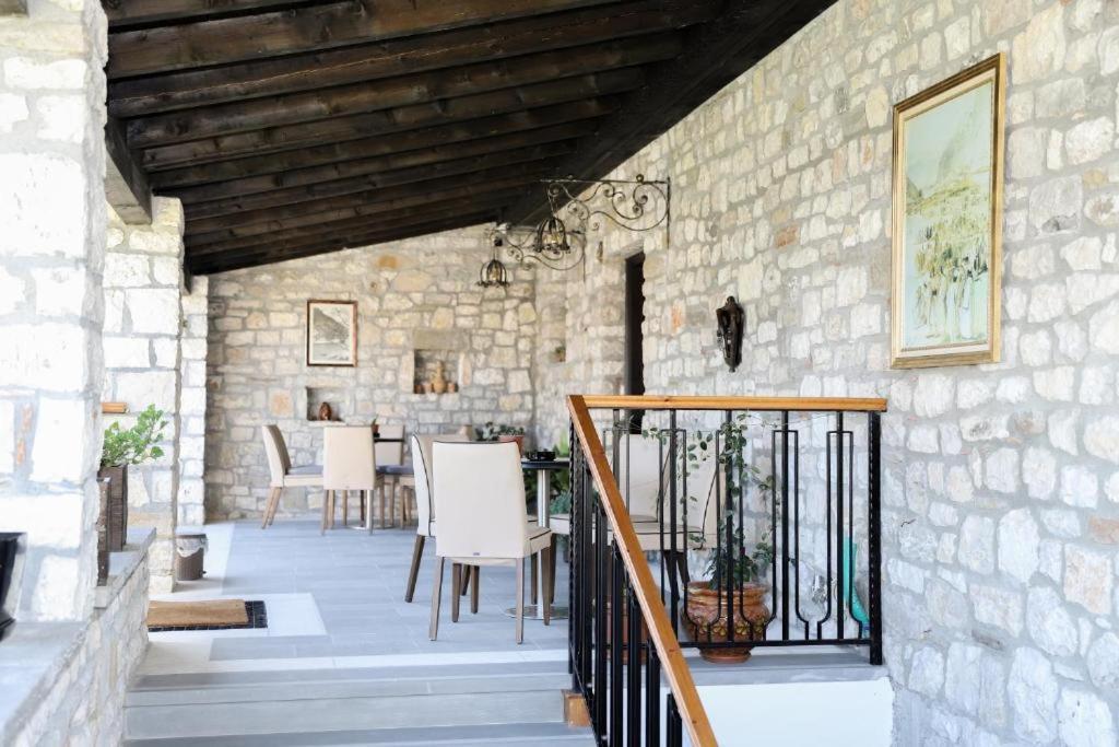Villa Oda Tomori Berat Esterno foto