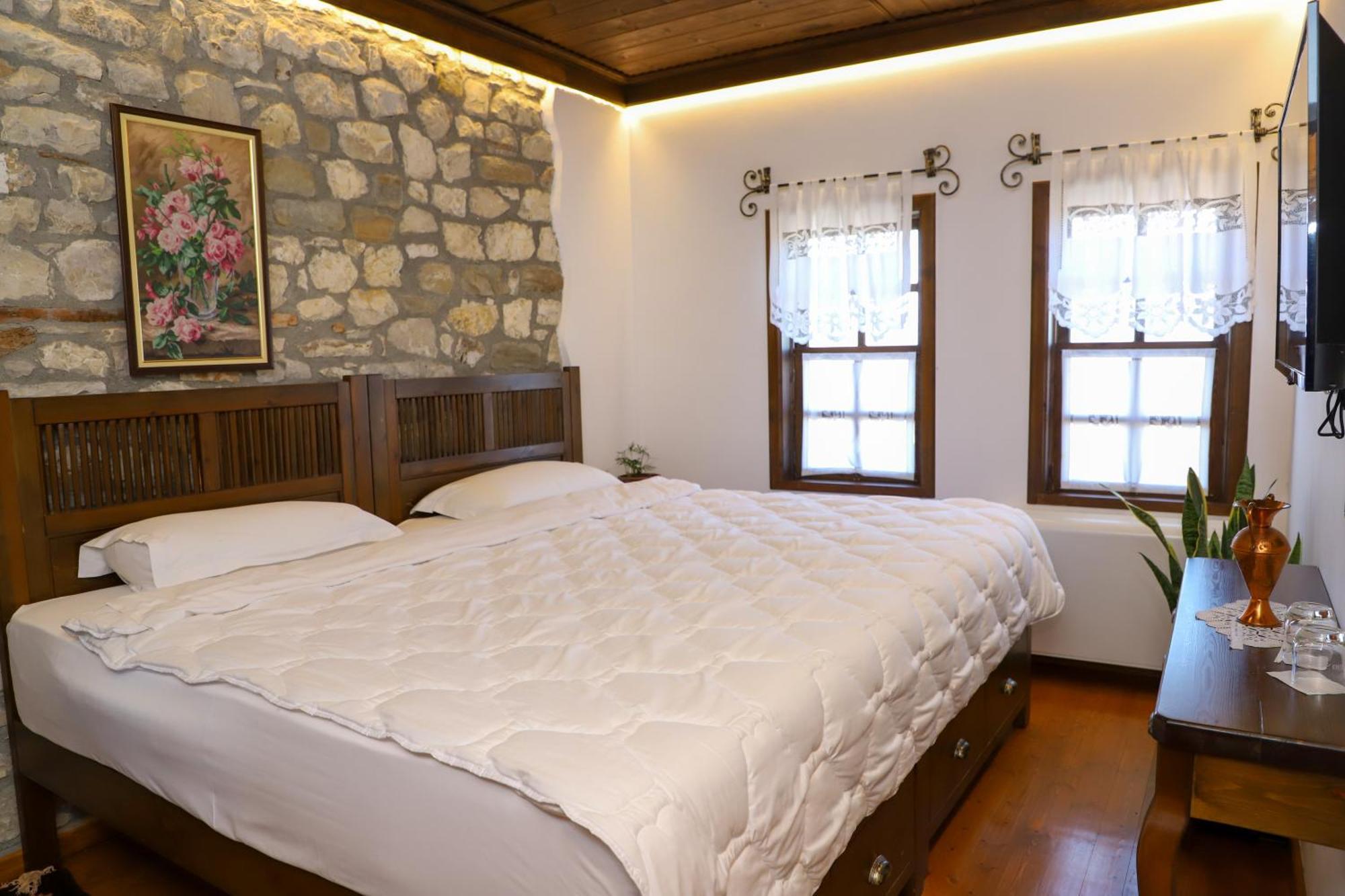 Villa Oda Tomori Berat Esterno foto