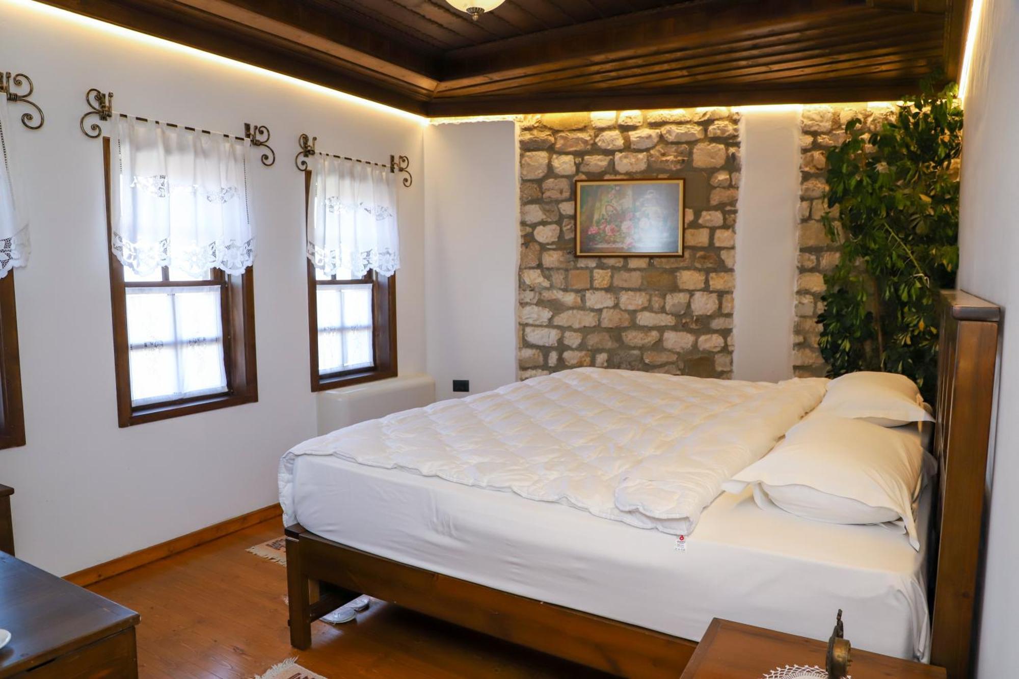 Villa Oda Tomori Berat Esterno foto